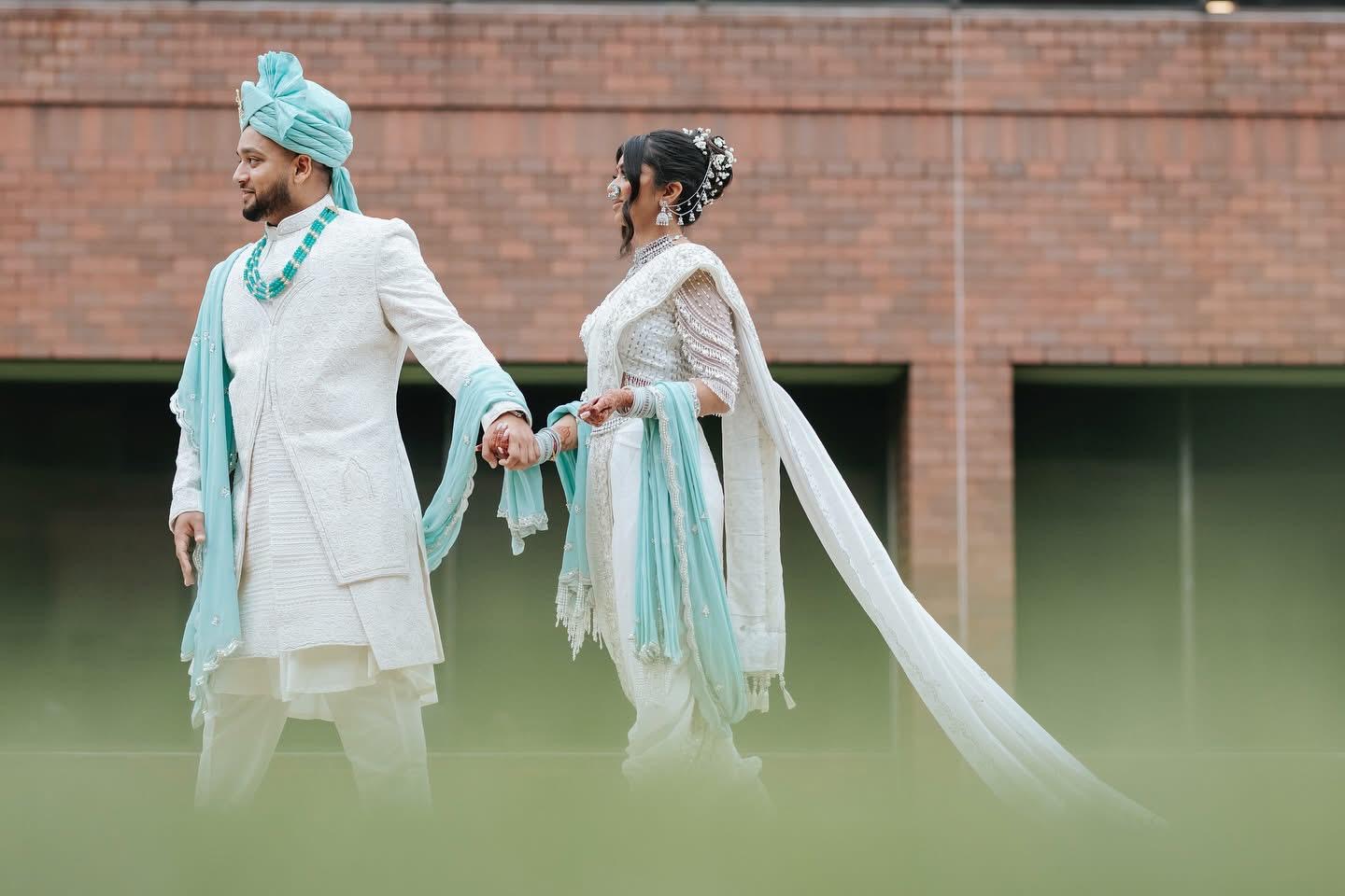 Dhol player at baraat